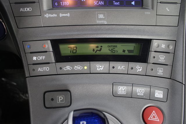 Used 2013 Toyota Prius Two image 6