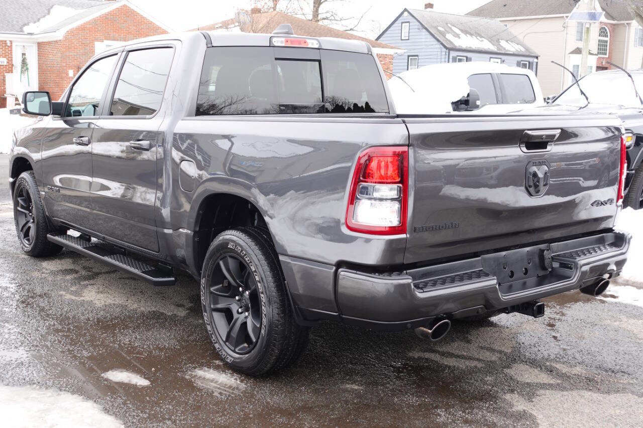 Used 2022 RAM 1500 Big Horn AWD/4WD image 3