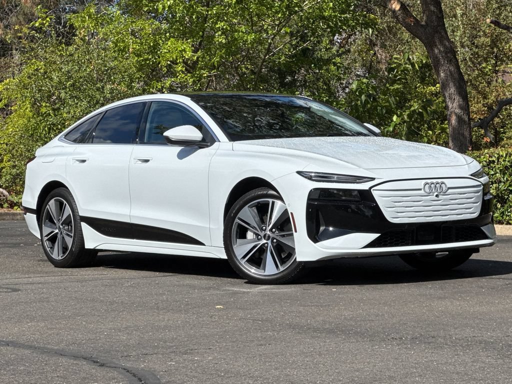 Used 2025 Audi A6 e-tron Premium RWD image 2