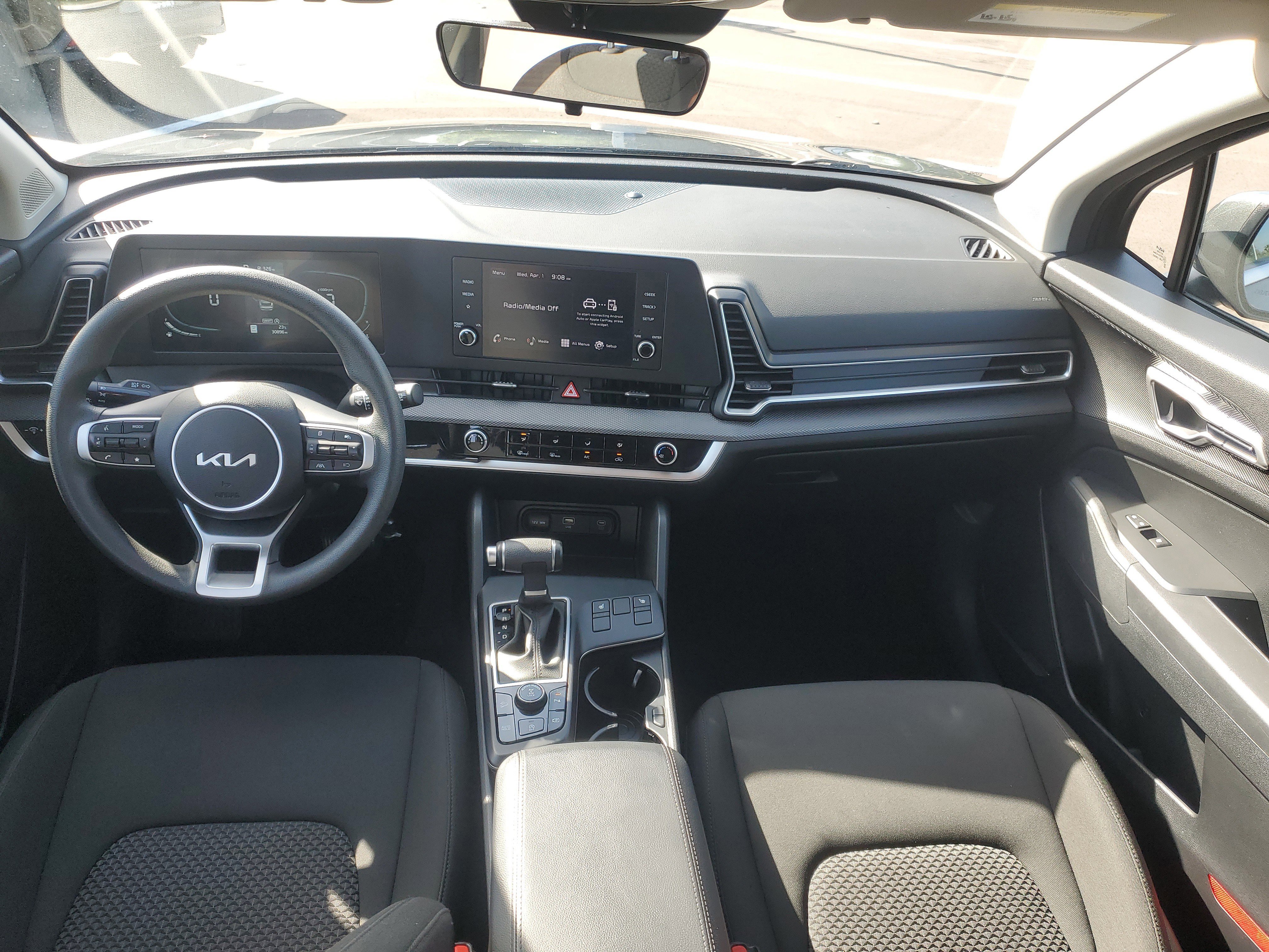 Used 2025 Kia Sportage LX image 15