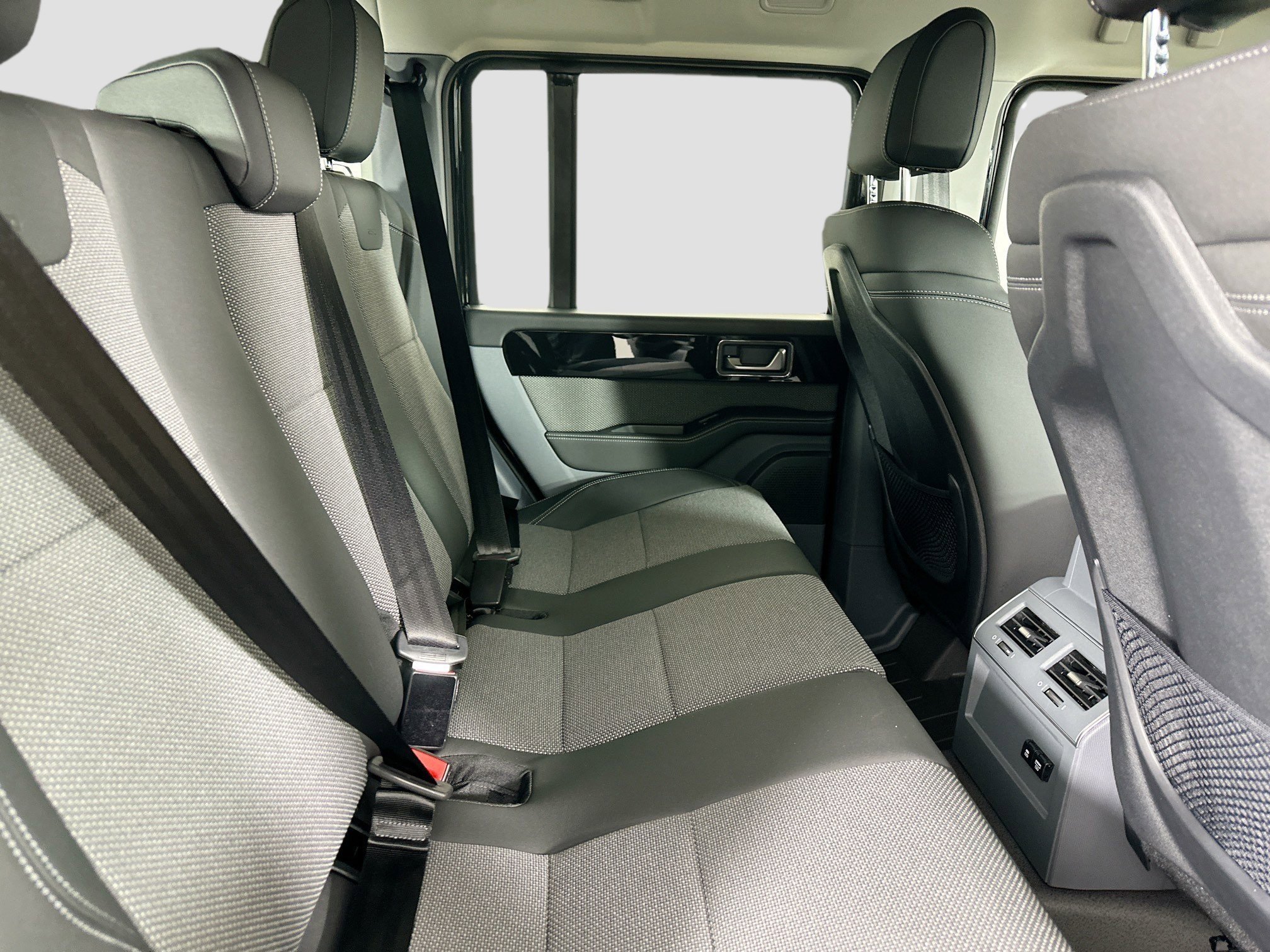 New 2026 INEOS Grenadier Station Wagon AWD/4WD image 43