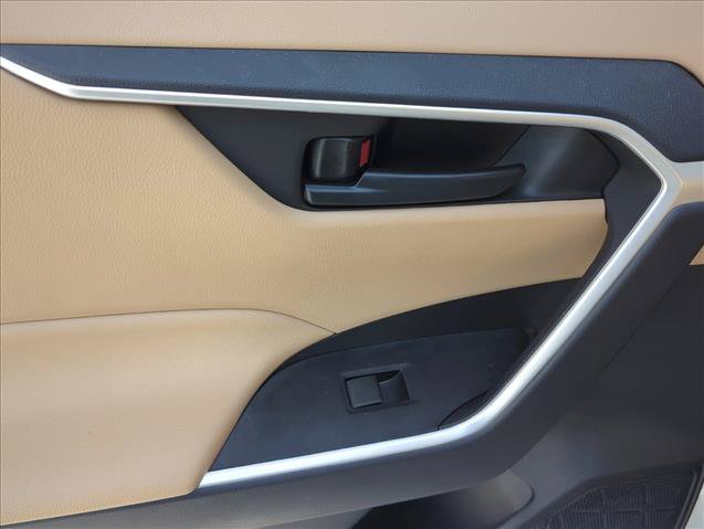 Certified 2024 Toyota RAV4 LE FWD image 9
