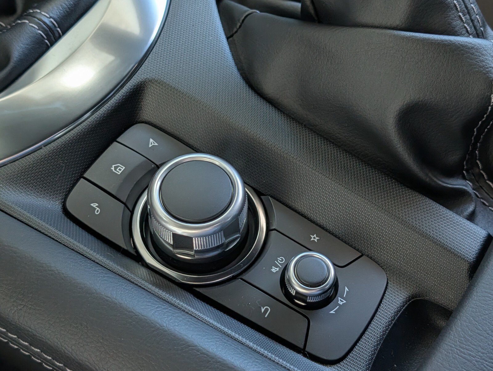 New 2026 MAZDA MX-5 Miata Grand Touring w/ Weather Package RWD image 25