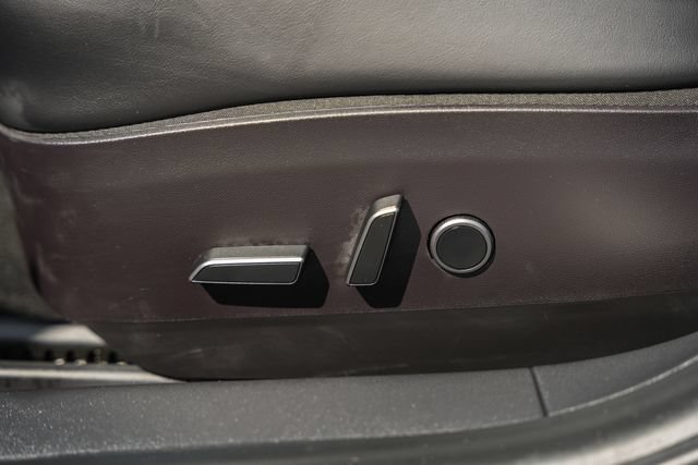 Used 2022 Tesla Model 3 Performance AWD/4WD image 33