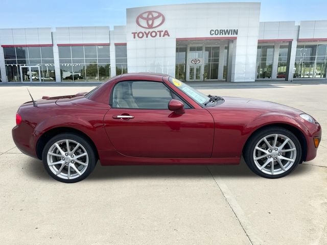 Used 2011 MAZDA MX-5 Miata Grand Touring w/ Premium Pkg RWD image 6