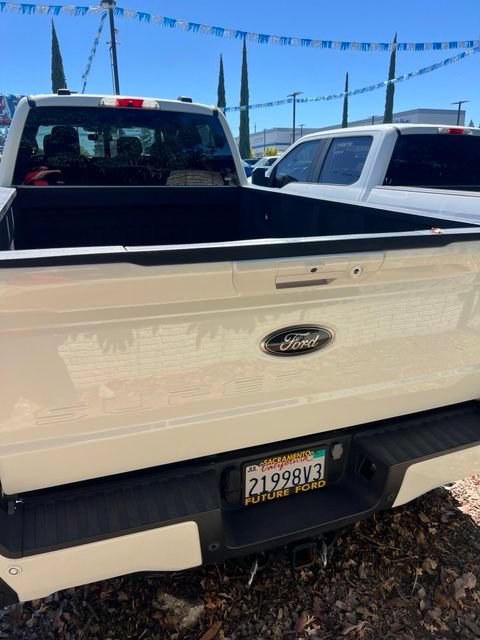 Used 2023 Ford F350 Lariat w/ Lariat Ultimate Package AWD/4WD image 12