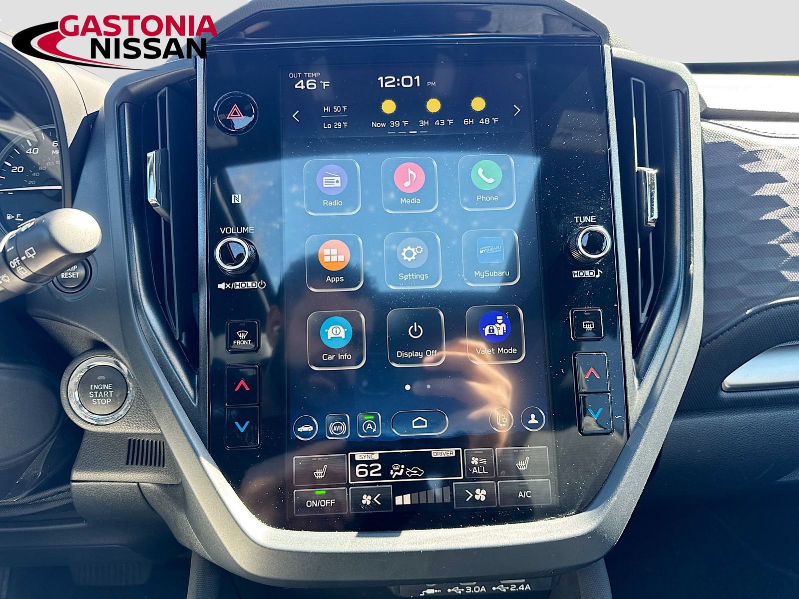 Used 2025 Subaru Forester Premium AWD/4WD image 17