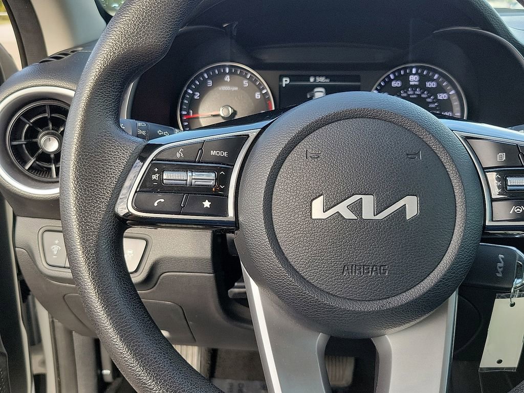 Used 2024 Kia Forte LXS image 18