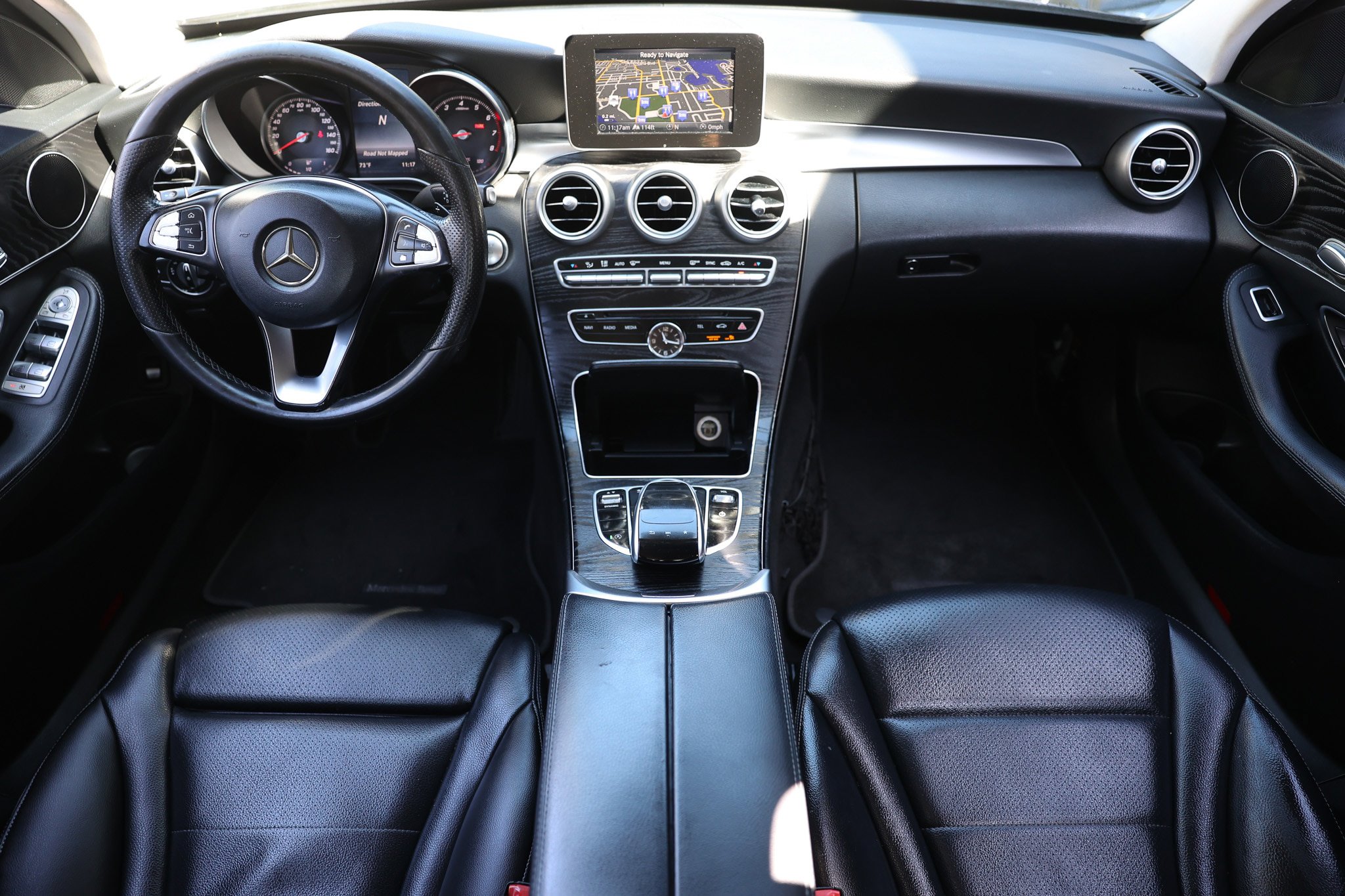 Used 2016 Mercedes-Benz C 300 Sedan image 2