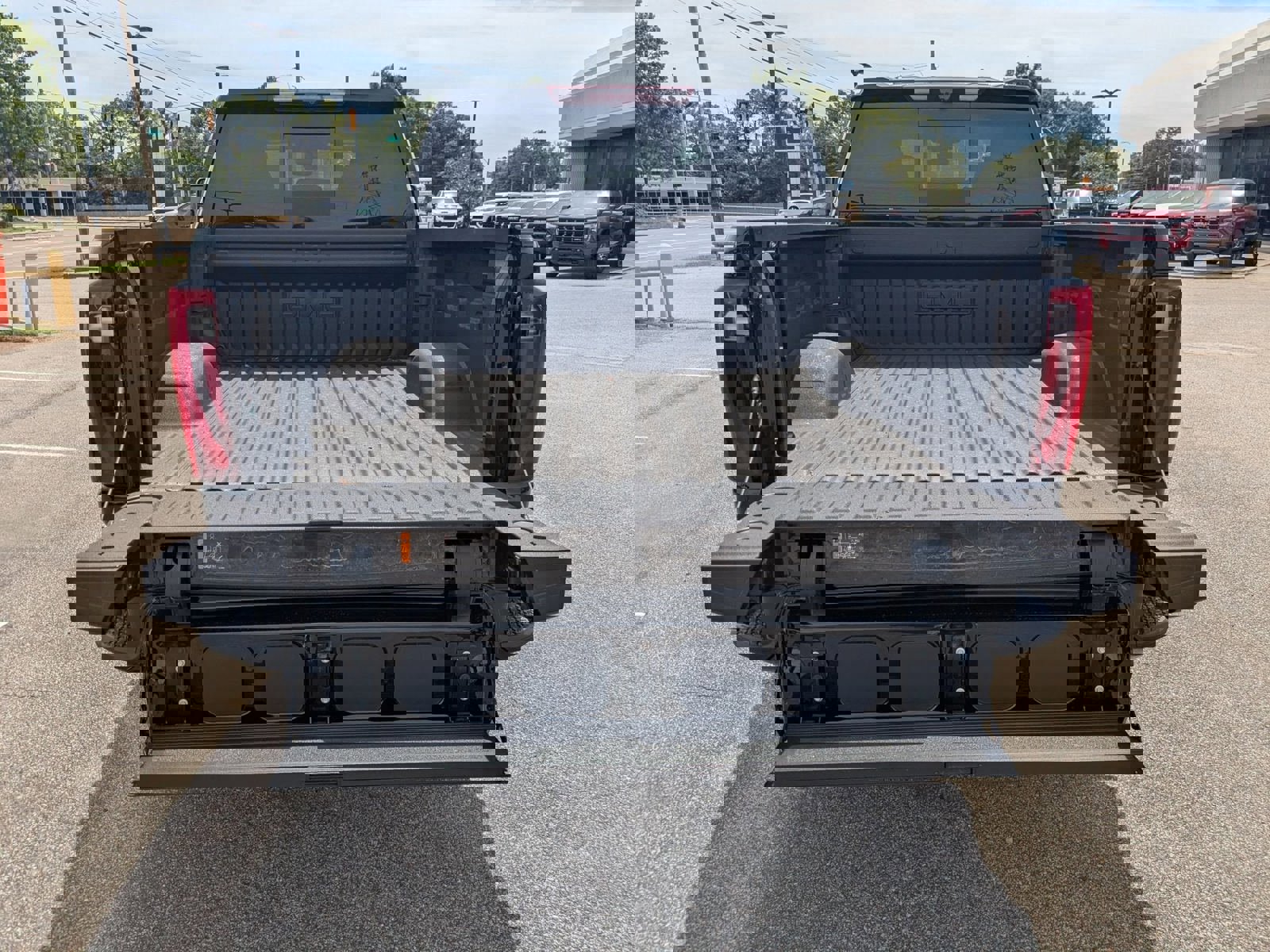 New 2025 GMC Sierra 2500 Denali w/ Denali Reserve Package image 4