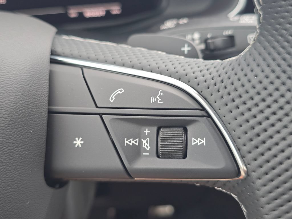 New 2026 Audi SQ8 Prestige AWD/4WD image 29