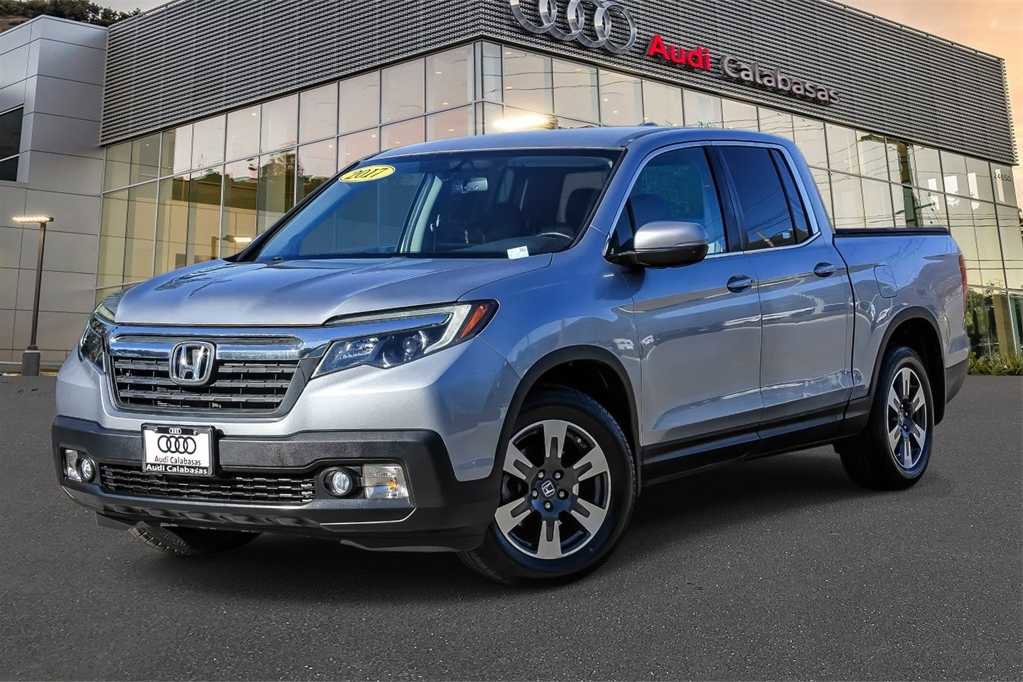 Used 2017 Honda Ridgeline RTL-T