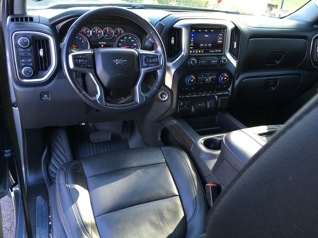 Used 2020 Chevrolet Silverado 1500 RST AWD/4WD image 25