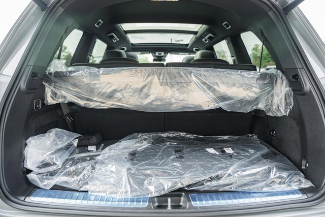 New 2026 Mercedes-Benz GLS 580 4MATIC image 10