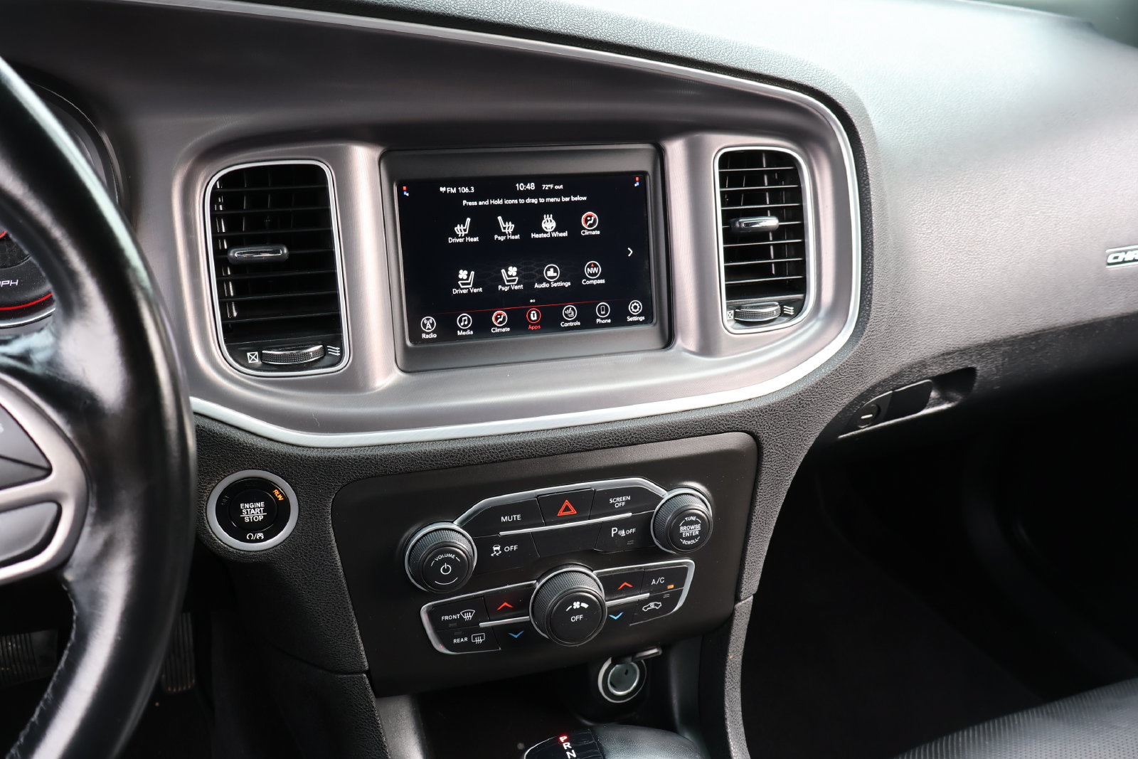 Used 2022 Dodge Charger SXT w/ Leather Interior Group RWD image 18