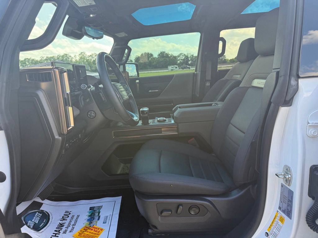 Used 2025 GMC Hummer EV 3X AWD/4WD image 29