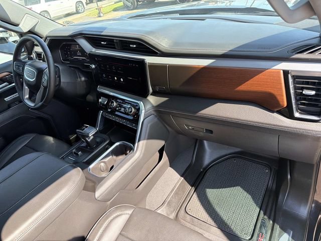 Used 2023 GMC Sierra 1500 Denali w/ Denali Reserve Package AWD/4WD image 17