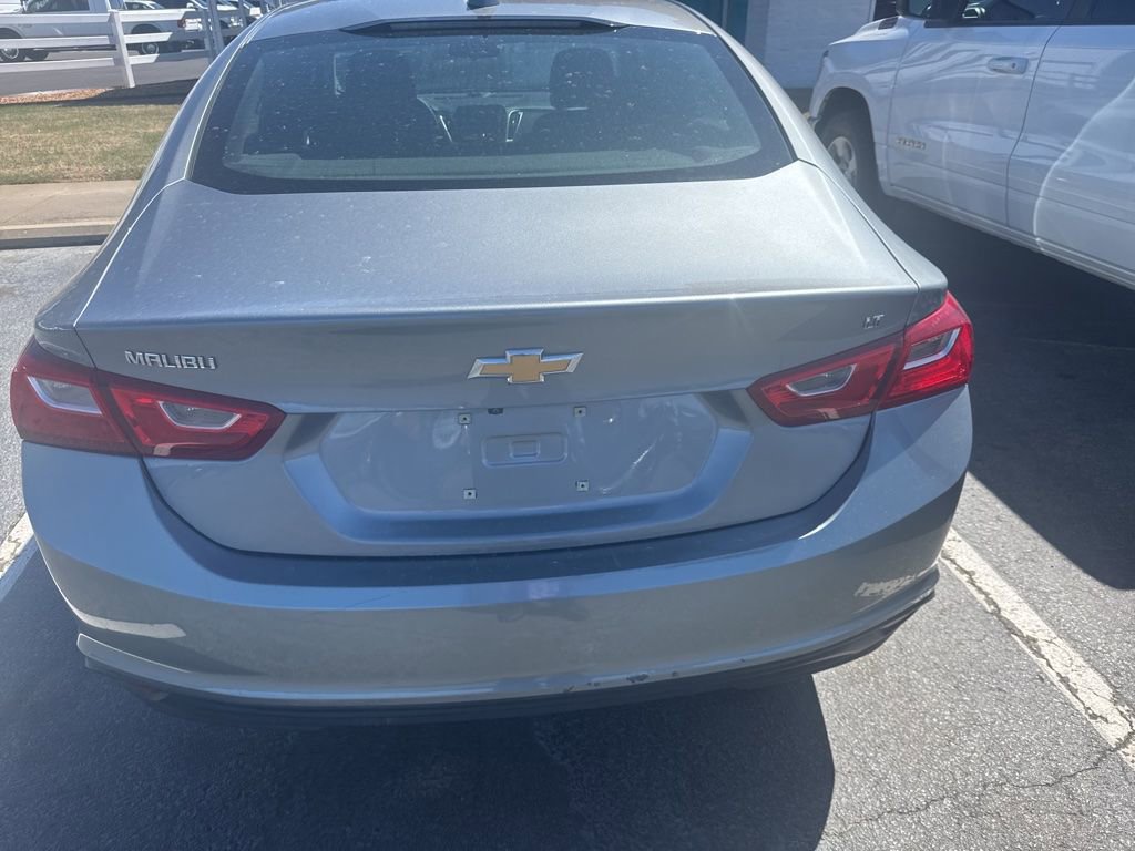 Used 2023 Chevrolet Malibu LT image 3
