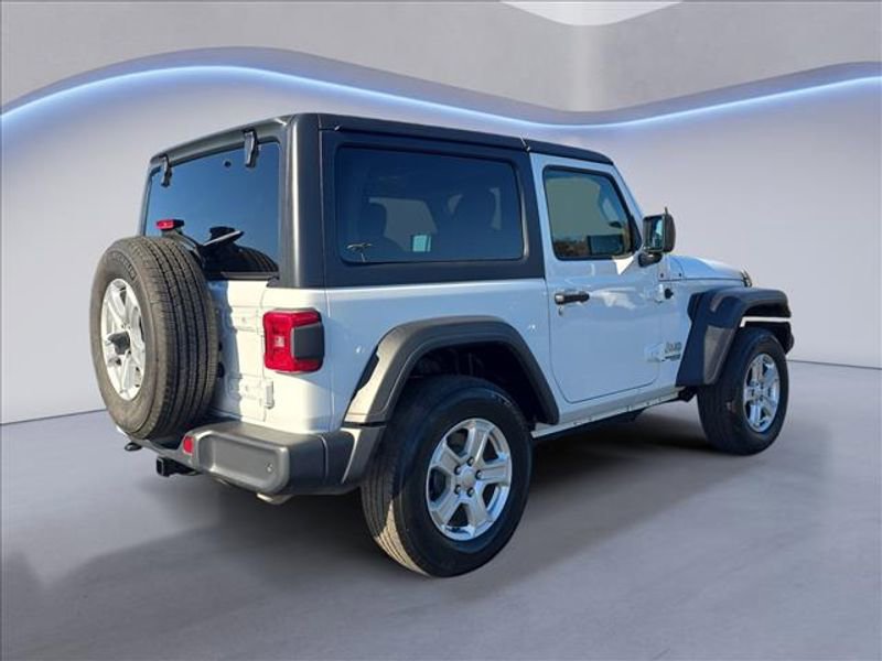 Used 2021 Jeep Wrangler Sport S image 5