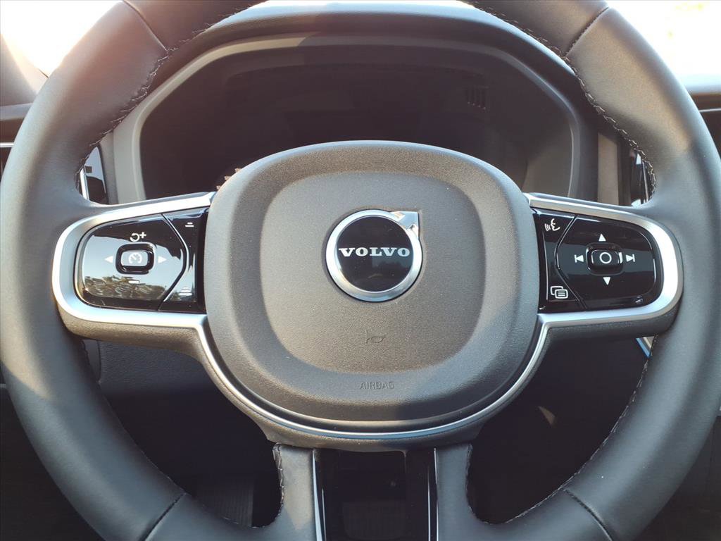 New 2026 Volvo XC60 T8 Plus w/ Protection Package Premier image 22