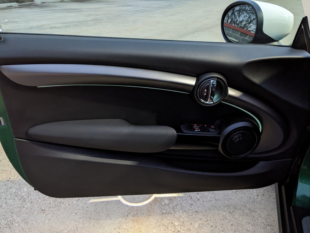 Used 2023 MINI Cooper SE image 9