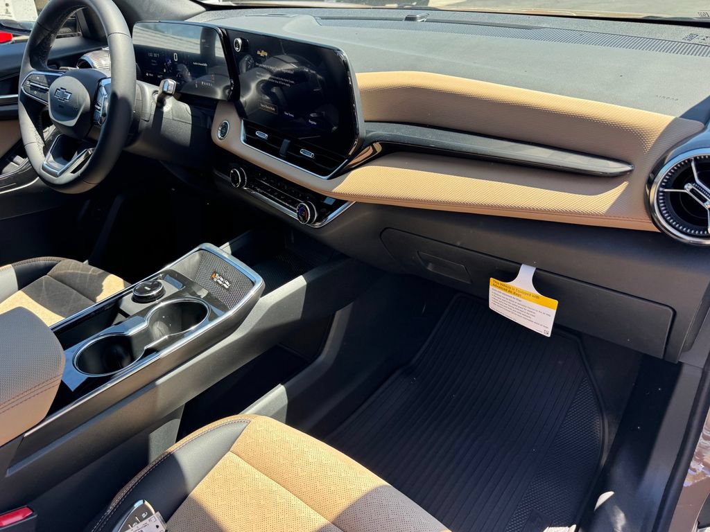 New 2027 Chevrolet Equinox ACTIV w/ Safety and Technology Package AWD/4WD image 7
