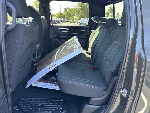 New 2027 RAM 1500 4x4 Crew Cab image 14