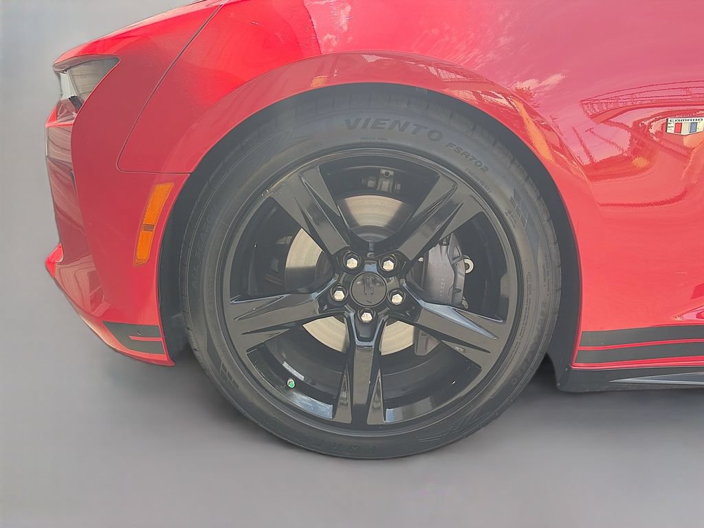 Used 2016 Chevrolet Camaro SS RWD image 30