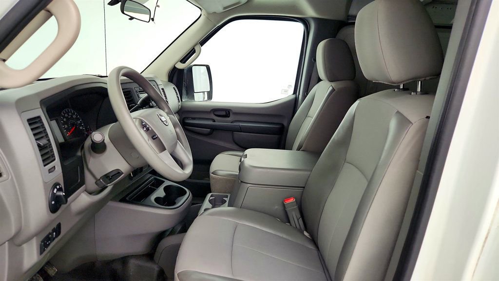 Used 2013 Nissan NV 2500 SV w/ Side Curtain Airbag Pkg image 19