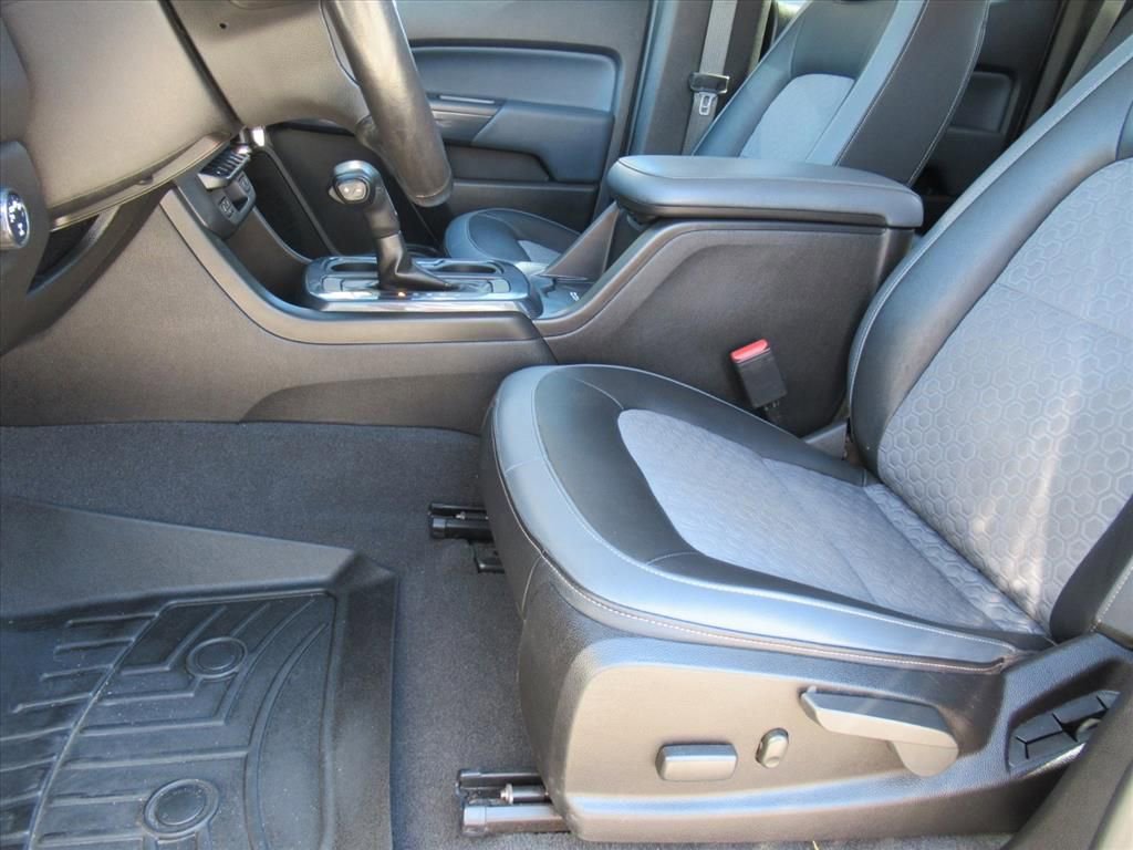 Used 2020 Chevrolet Colorado Z71 image 18