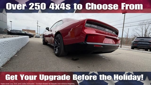 Used 2024 Dodge Charger Daytona R/T w/ Plus Group AWD/4WD image 19