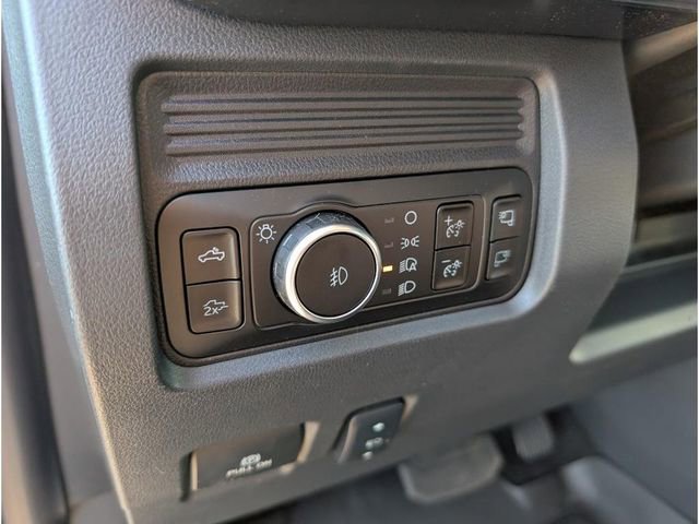 New 2026 Ford F350 Lariat w/ Black Appearance Package image 18
