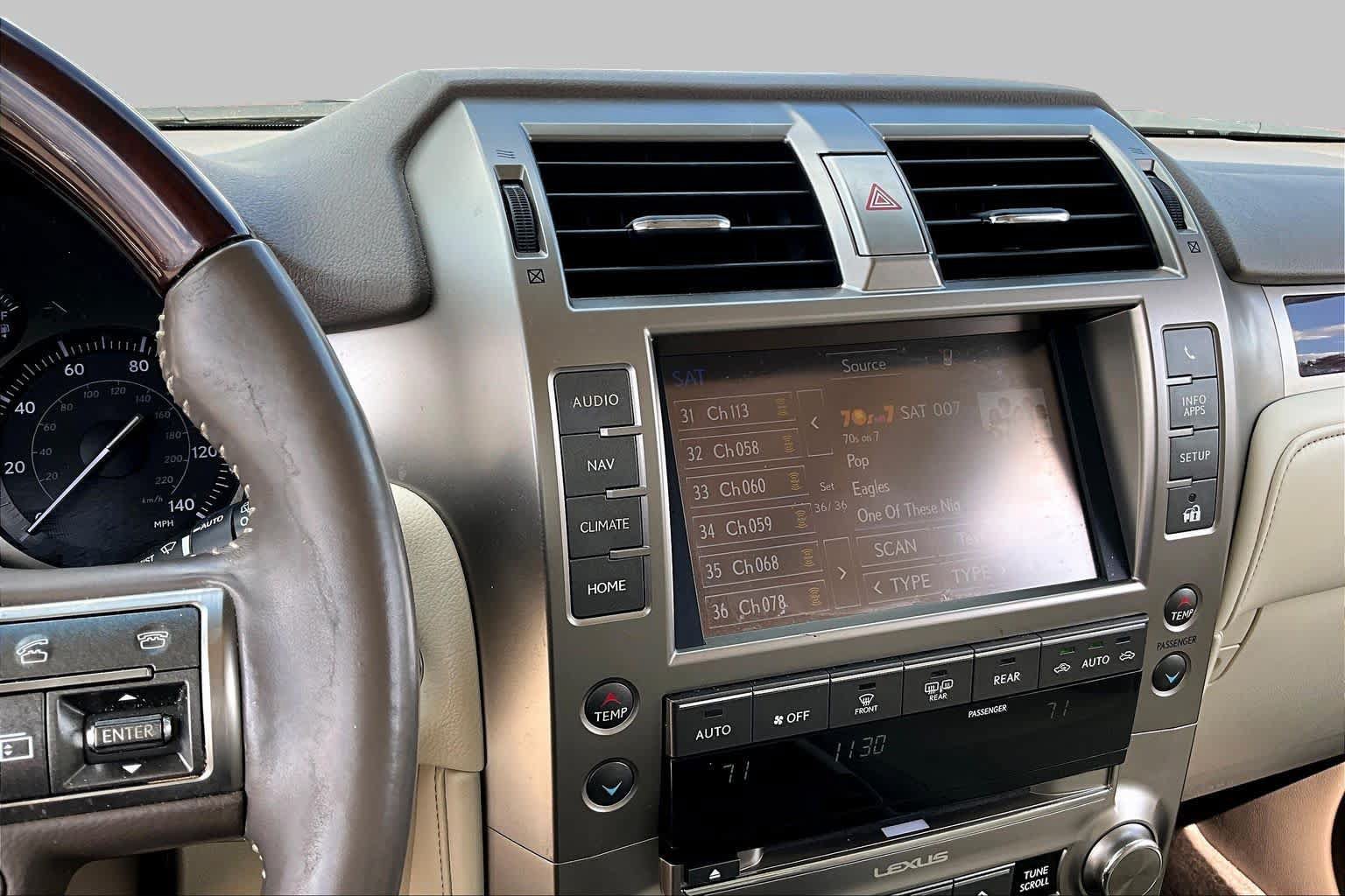 Used 2019 Lexus GX 460 Premium w/ Premium Package AWD/4WD image 7