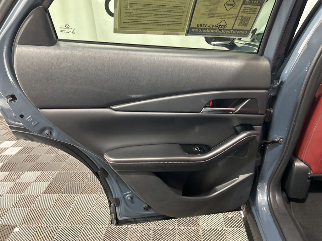 Used 2025 MAZDA CX-30 AWD 2.5 S w/ Preferred Package image 17