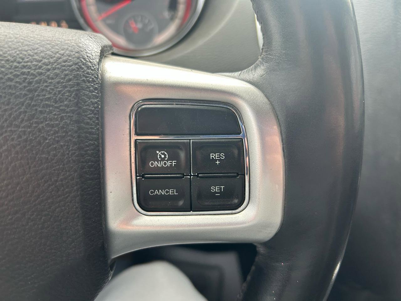 Used 2017 Dodge Grand Caravan GT FWD image 18