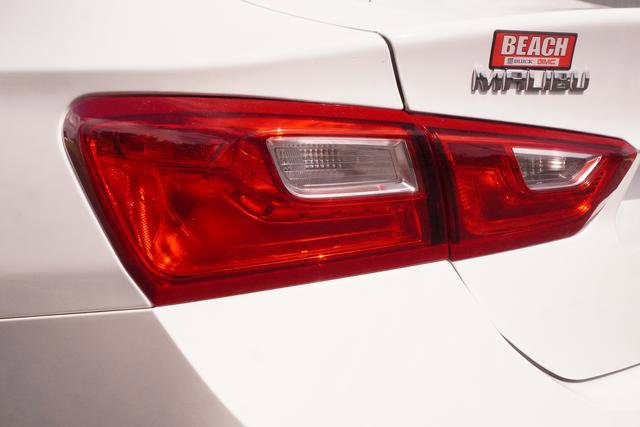 Used 2023 Chevrolet Malibu LT image 36