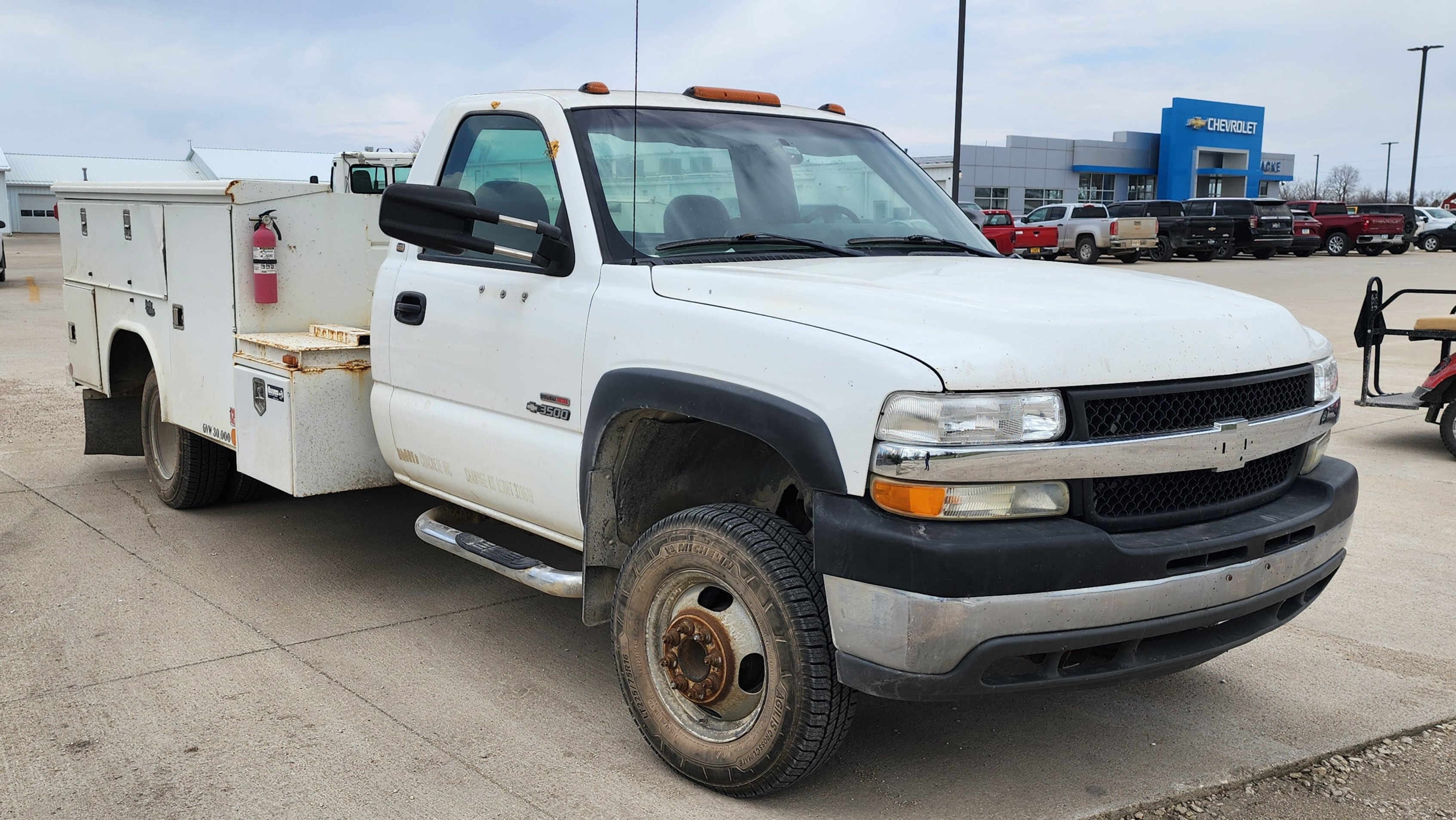 Used 2002 Chevrolet Silverado 3500 2WD Regular Cab image 3