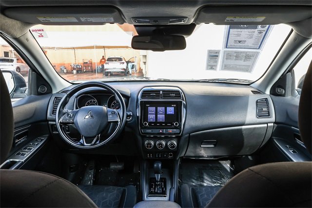 Used 2021 Mitsubishi Outlander Sport SE image 13