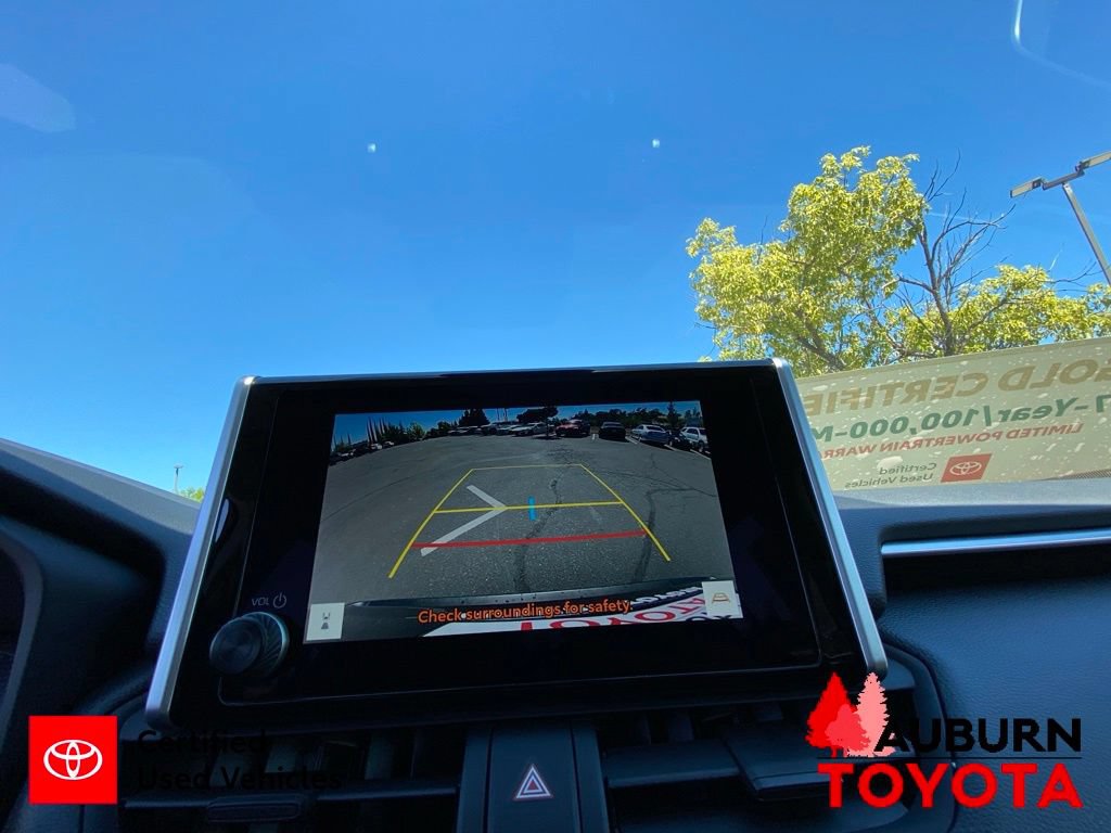 Certified 2025 Toyota RAV4 LE AWD/4WD image 40
