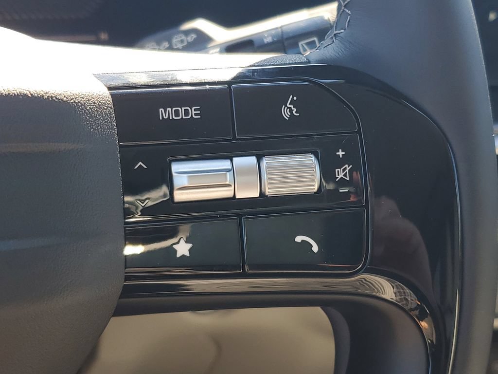 New 2026 Kia Sorento S w/ S Panoramic Sunroof Package FWD image 13
