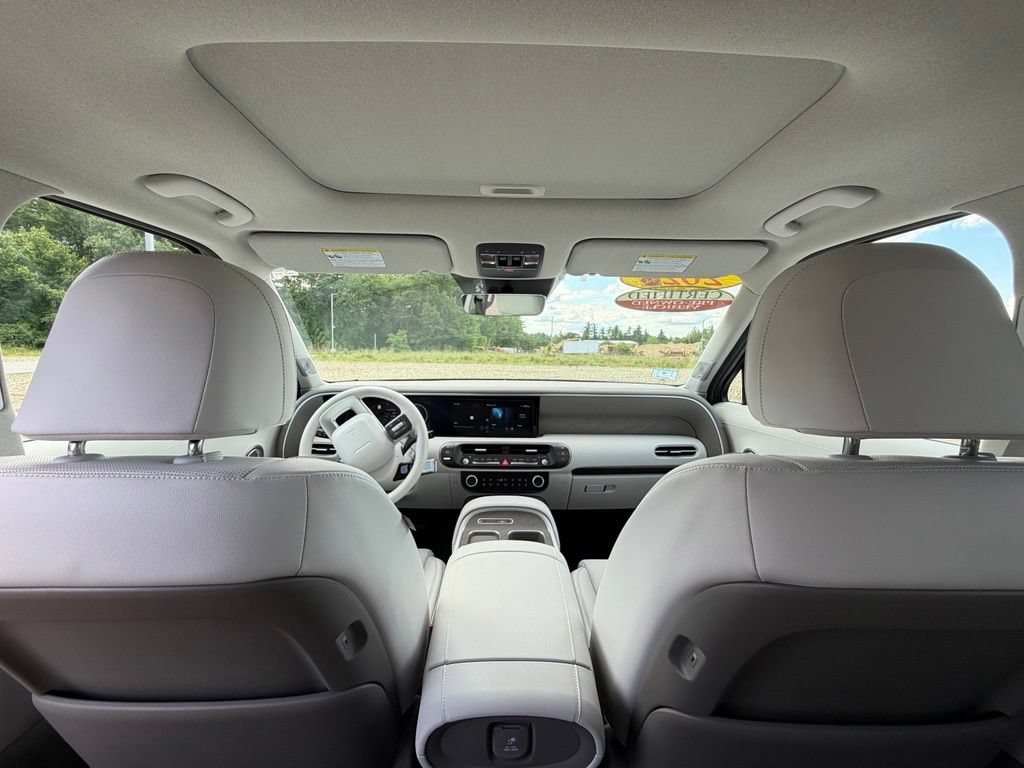 Certified 2026 Hyundai Palisade Limited AWD/4WD image 15
