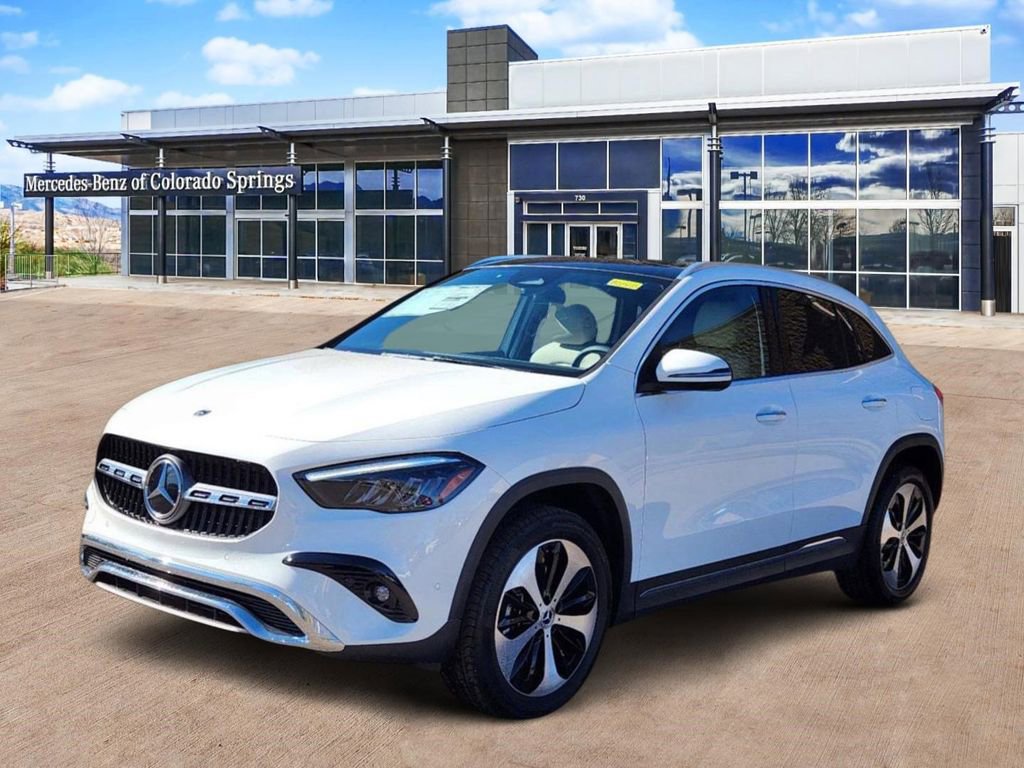 Used 2025 Mercedes-Benz GLA 250 4MATIC image 3