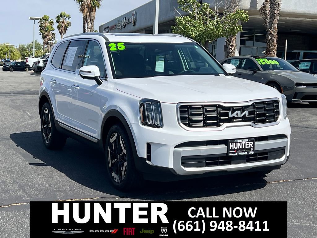 Used 2025 Kia Telluride S image 9