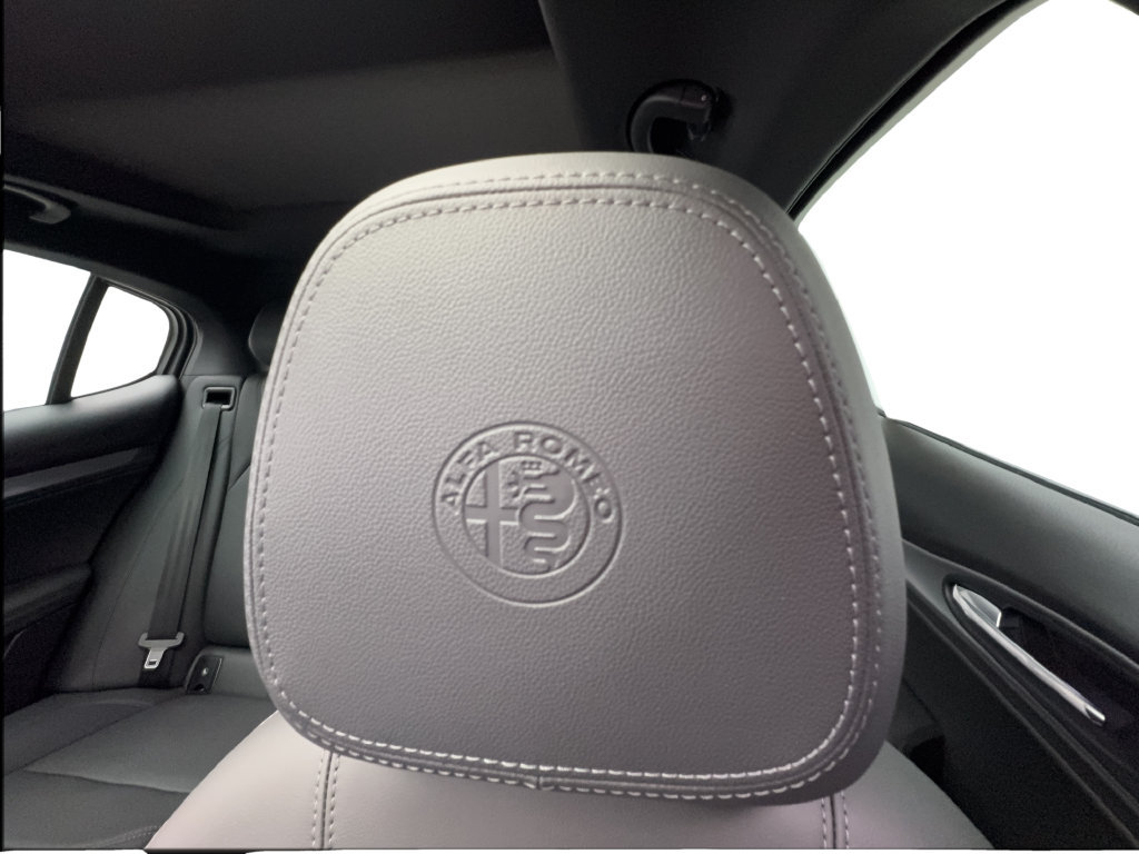 New 2026 Alfa Romeo Stelvio Sprint AWD/4WD image 26