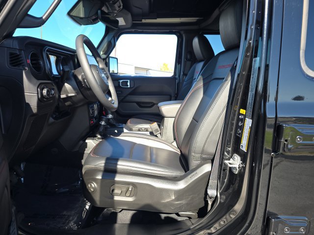 Used 2026 Jeep Wrangler Unlimited Rubicon AWD/4WD image 11