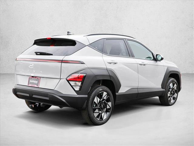 Used 2025 Hyundai Kona SEL image 5