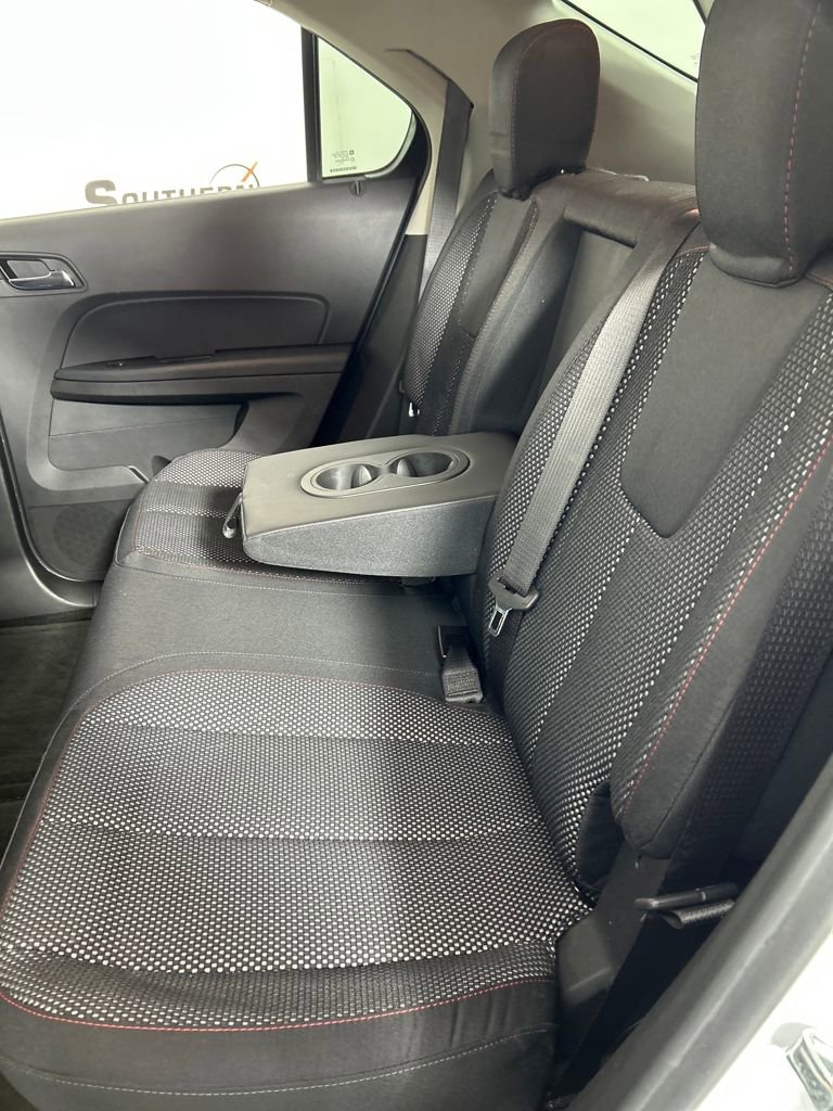 Used 2017 Chevrolet Equinox LT w/ Convenience Package image 16