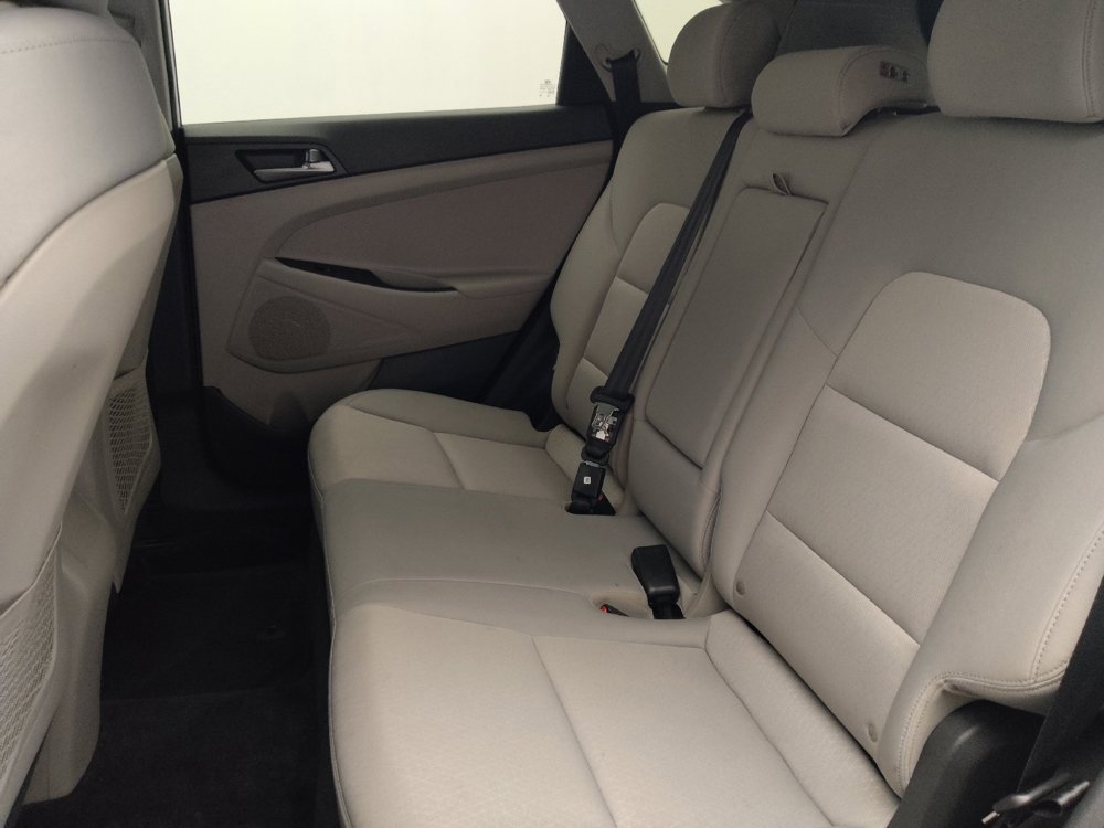 Used 2017 Hyundai Tucson SE image 18