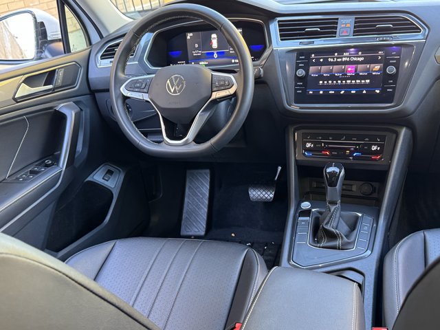 Used 2022 Volkswagen Tiguan SE FWD image 23