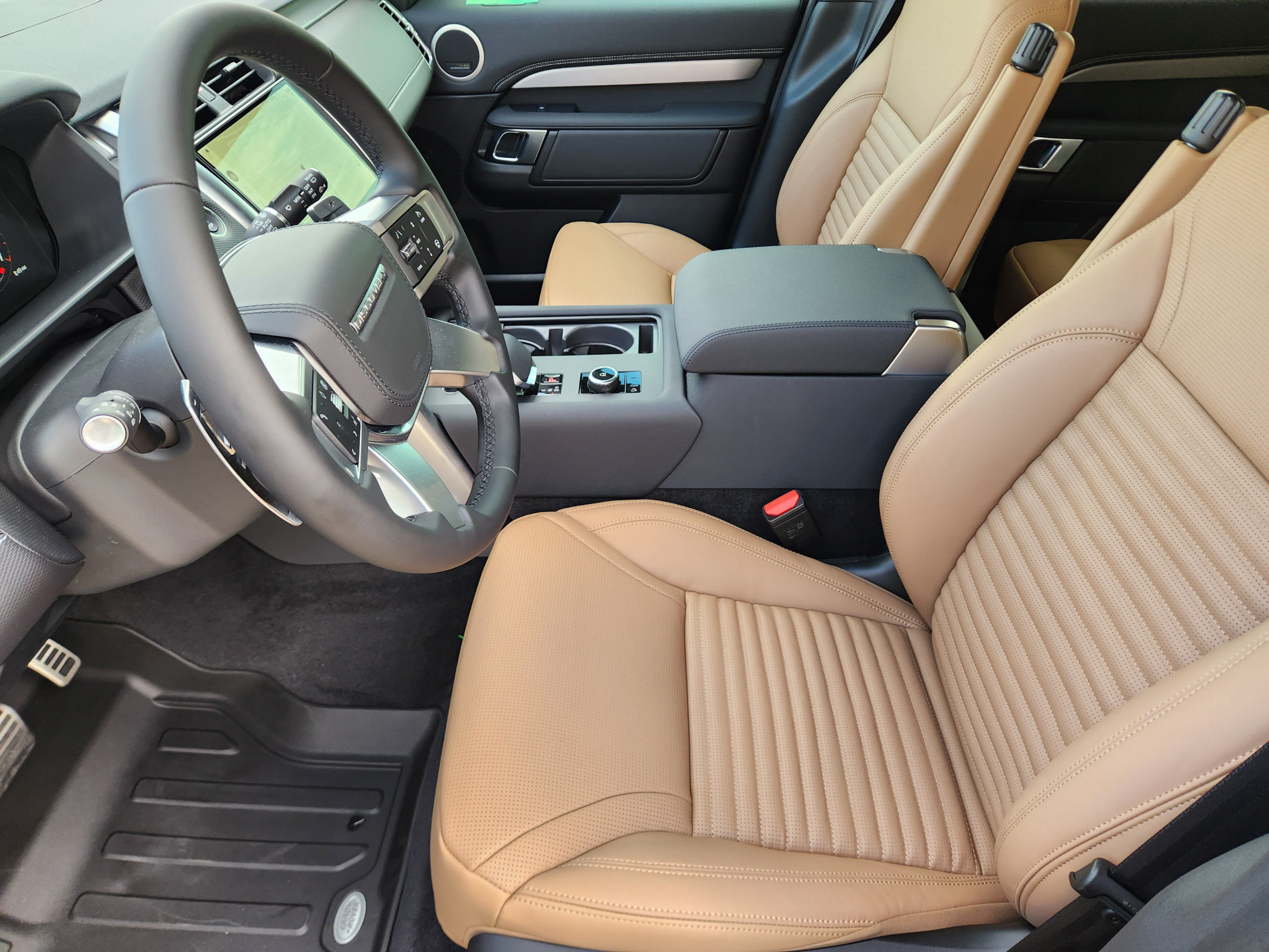 New 2026 Land Rover Discovery Limited Edition AWD/4WD image 8